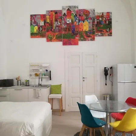House Of Colors Apartment